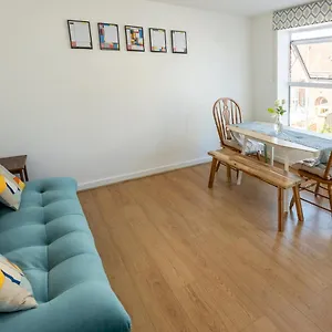 Apartment Pass The Keys Modern Stylish With Parking United Kingdom