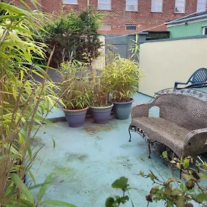  Apartment No 35 - 2 Bedroom House United Kingdom